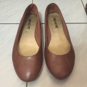 Brown flats