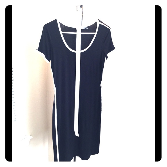 Calvin Klein Black & white knit dress size 2