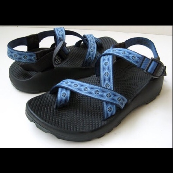 ISO!!!! Size 8!!!!