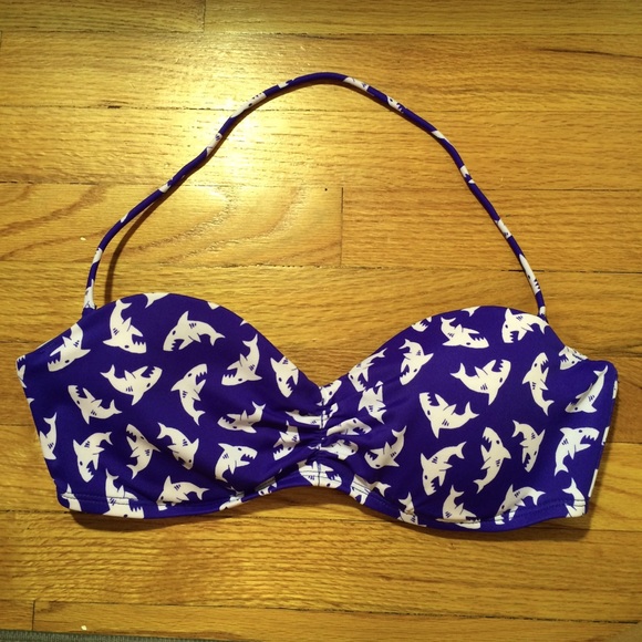 Shark print underwire bikini top. Size M.