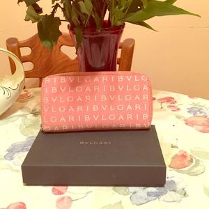 Bvlgari wallet
