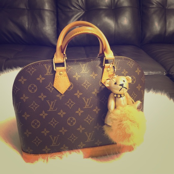 💯% Authentic Louis Vuitton Alma PM👜