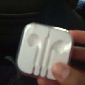 Iphone headphone case