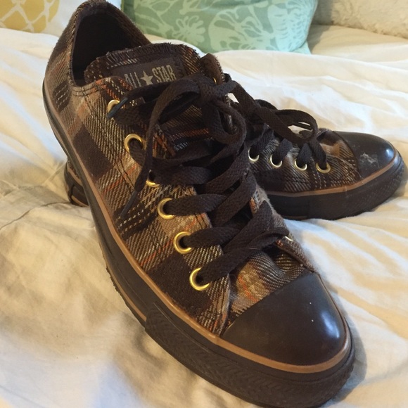 Brown plaid converse
