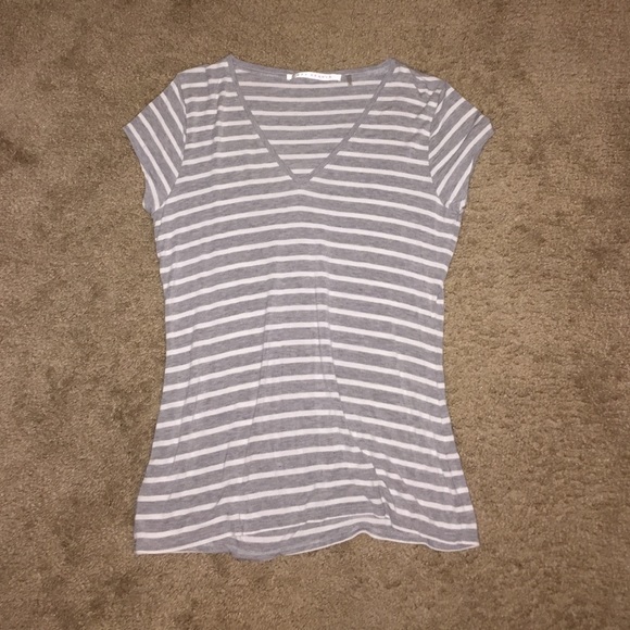 Loose striped T-shirt
