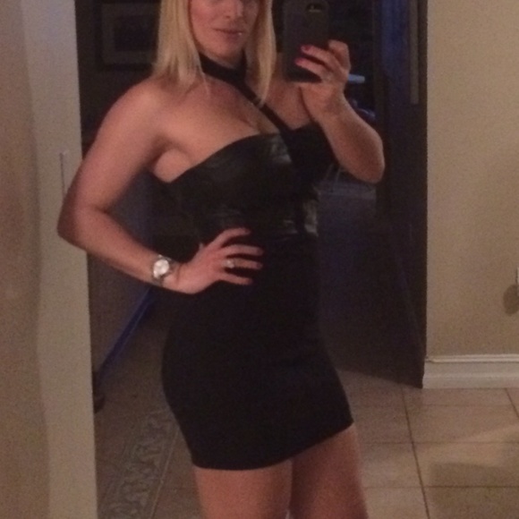 Bebe short dress👗💄 - Picture 2 of 4