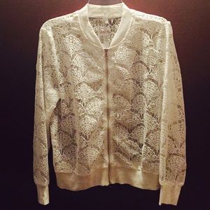 Lace jacket with zipper