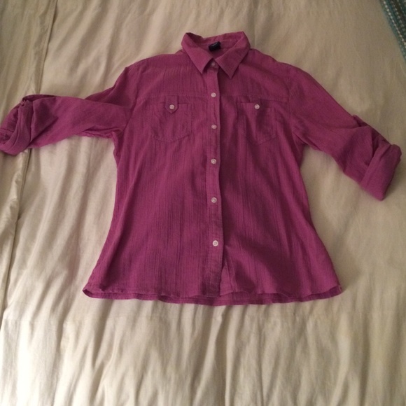 GAP Button down top