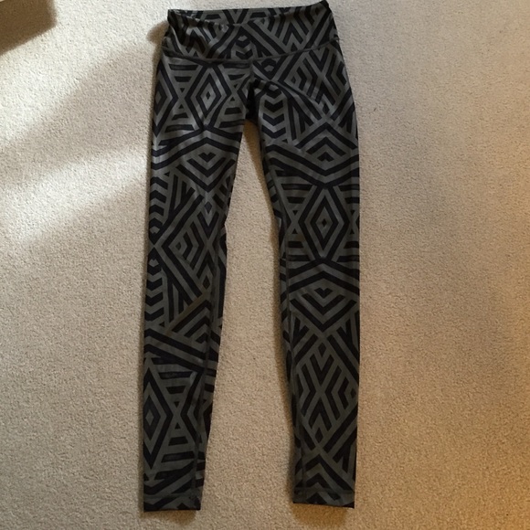 Full on Lululemon pants
