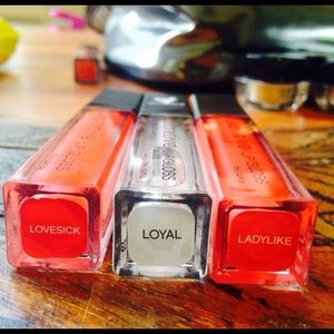 Younique mineral lipgloss Ladylike