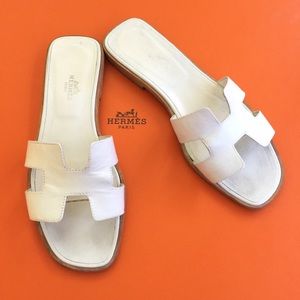 white hermes flip flops