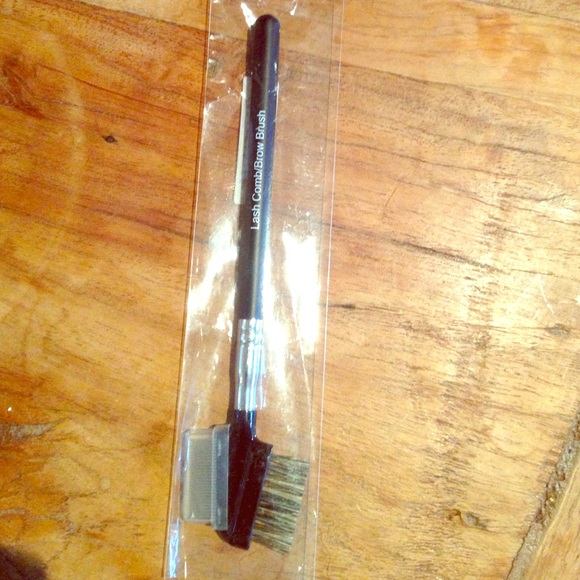 Lash/brow comb By Younique brand new