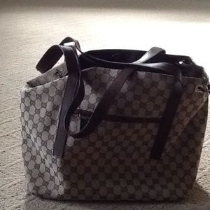 Gucci large tote bag