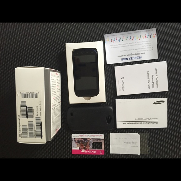 Samsung Galaxy Exhibit 4G- like NEW - Picture 2 of 4