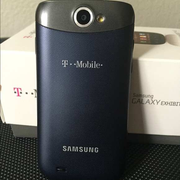 Samsung Galaxy Exhibit 4G- like NEW - Picture 4 of 4