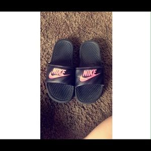 Nike slides ☺️
