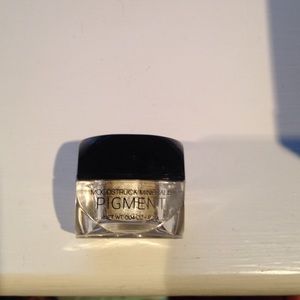 Popular Younique eye pigment Reduced!!!