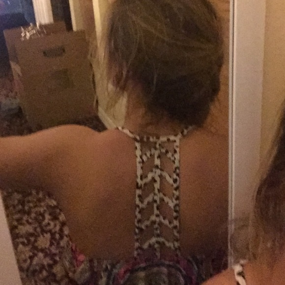 PINK VICTORIA SECRET SWIMSUIT TOP! - Picture 2 of 4