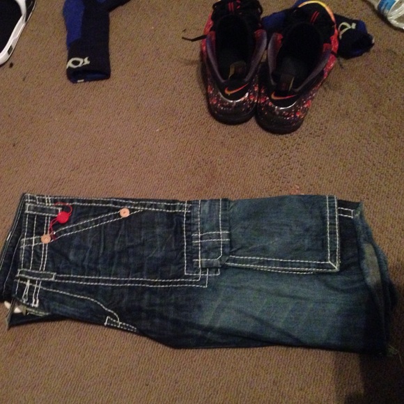 True religion shorts size 28