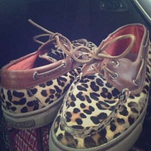 Cheetah print Sperrys!