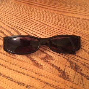 GUCCI AUTHENTIC DARK BROWN SUNGLASSES 😎