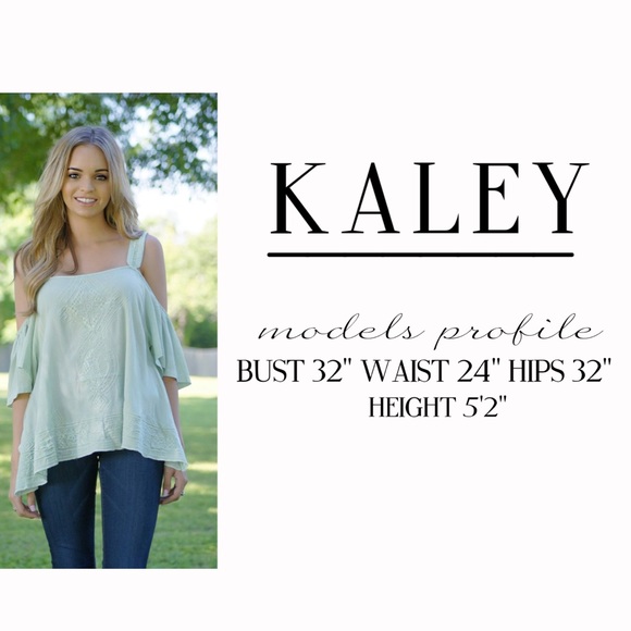 SOLD OUT - ! HOST PICK ! Blush Wrap Romper - Picture 2 of 2