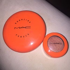 MAC Neo Sci-Fi Compact and Eyeshadow