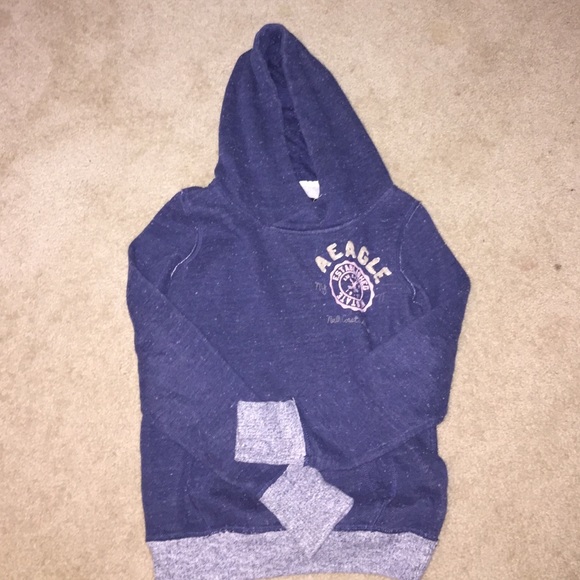 American Eagle Outfitters Sweaters - American eagle sweatshirt