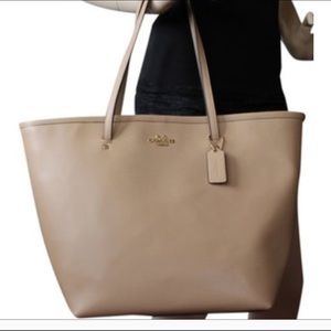 Authentic Coach large tote handbag