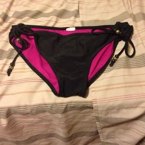Bikini bottom (purple and black)