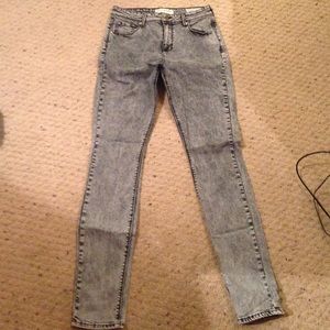 Bullhead Denim High Rise Acid Jegging