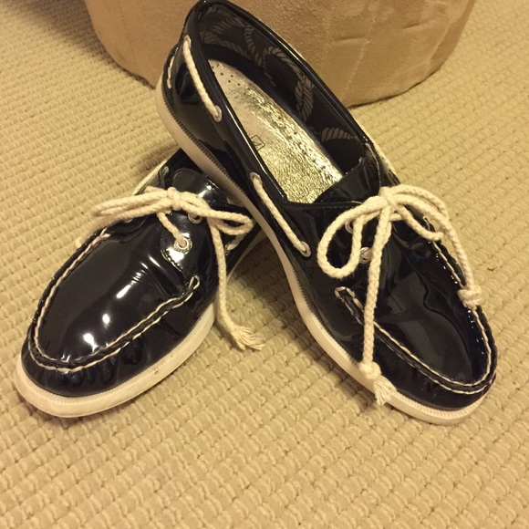 Sperry top sider boat shoes