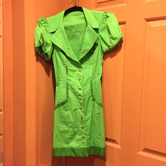 Bebe Dresses | Bebe Lime Green Dress With Gold Buttons | Color: Gold/Green | Size: Xs | Reetzbeatz's Closet Bebe Dresses | Bebe Lime Green Dress With Gold Buttons | Color: Gold/Green | Size: Xs | Reetzbeatz's Closet