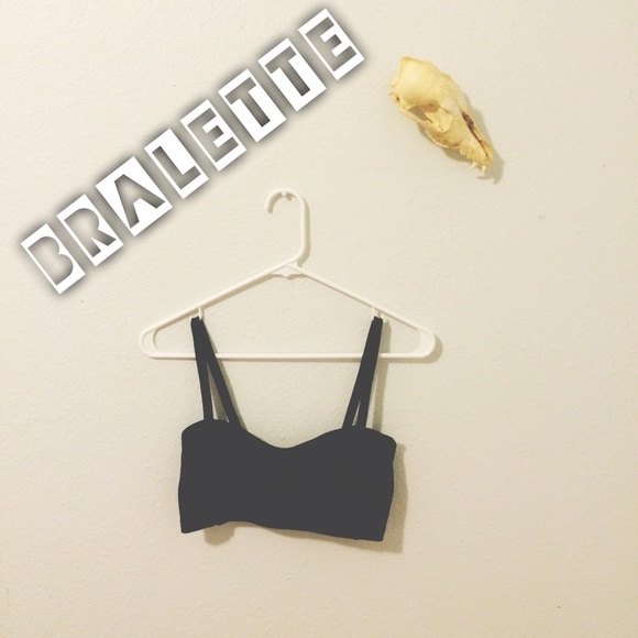 Brandy Melville  |  Chiyo Top
