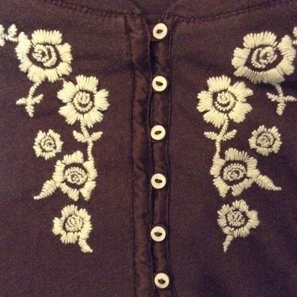 🌟3 for $15🌟Aeropostle Brown Flower Detailed Top - Picture 2 of 3