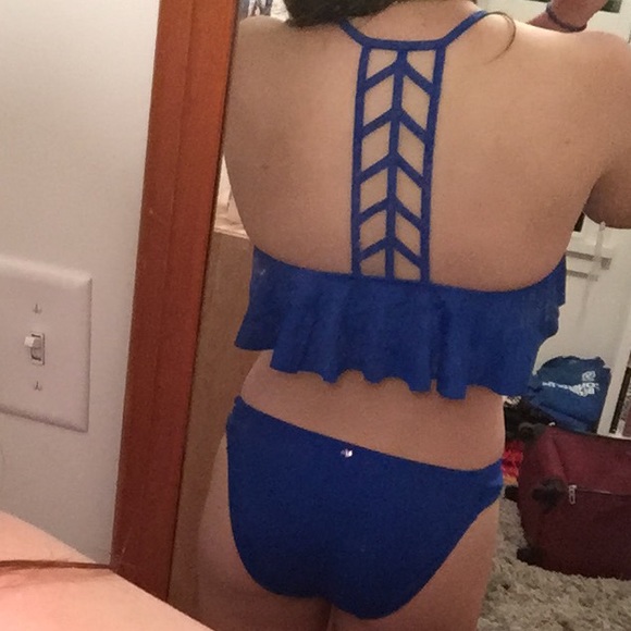 Victoria's Secret PINK ladder flounce bikini set