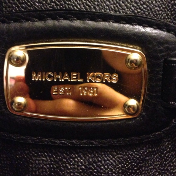 Michael kors purse