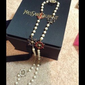 Nautical pearl necklace