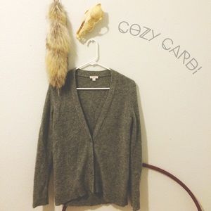 *SOLD* GAP  |  Cardigan