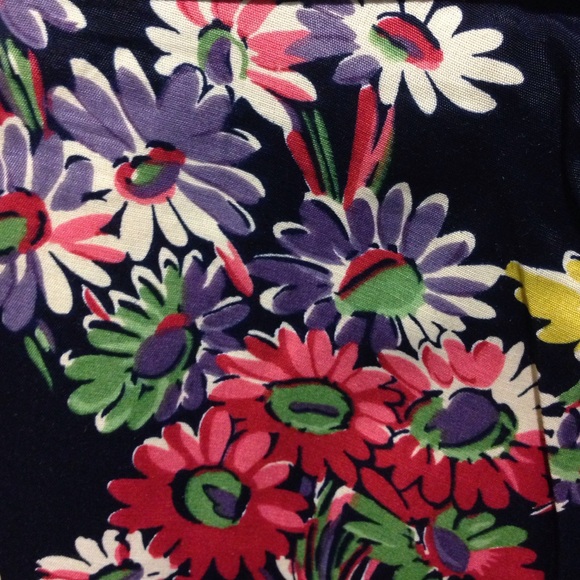 Fun flirty skirt by ESPRIT - Picture 2 of 3