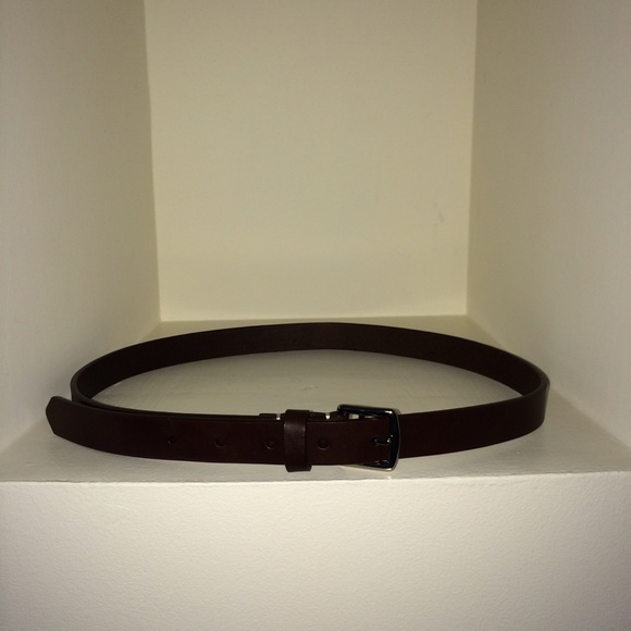 COACH Narrow Leather Belt - Picture 2 of 2
