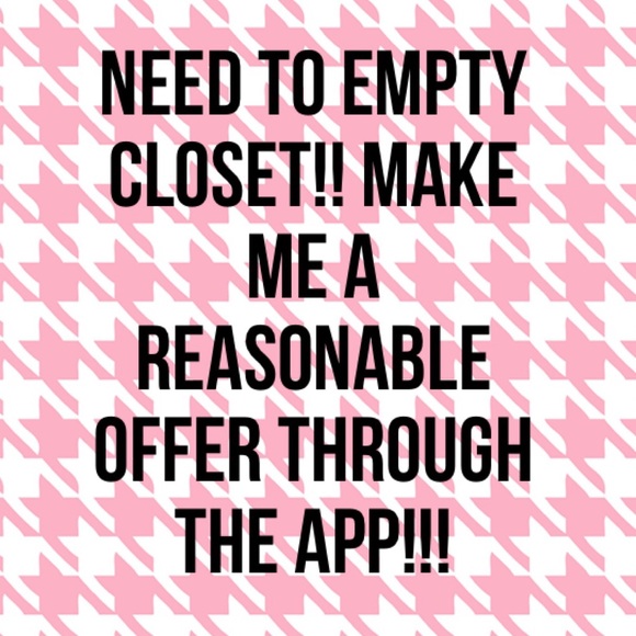 IM MOVING!! Make a reasonable offer!!!💗💗