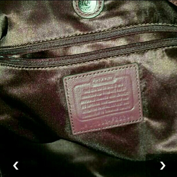Tan and burgundy coach bag - Picture 3 of 3