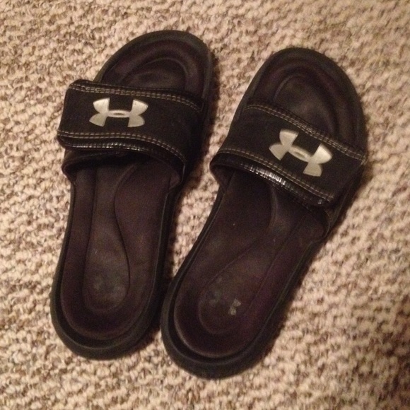 Under armour slides