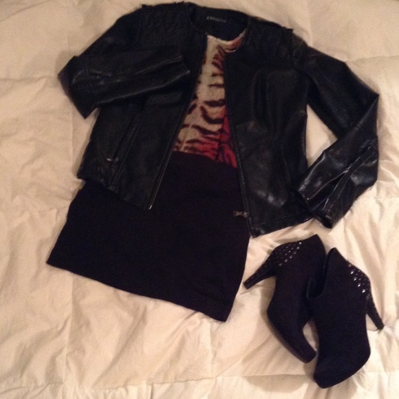 High Low Racerback Top - Picture 1 of 4