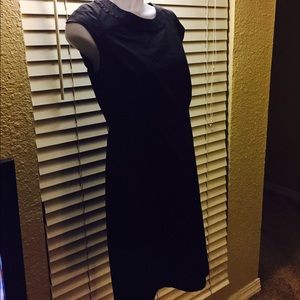 Very cute professional dress!