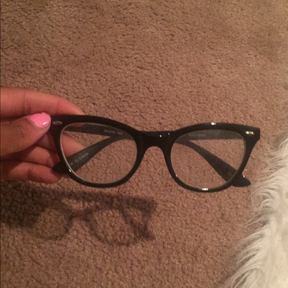 Black cat eye reader