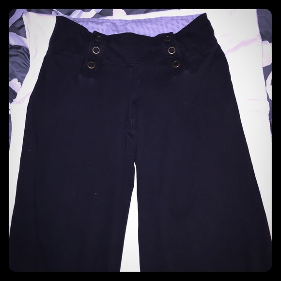 Anthropologie Sailor- style 6 button lounge pants