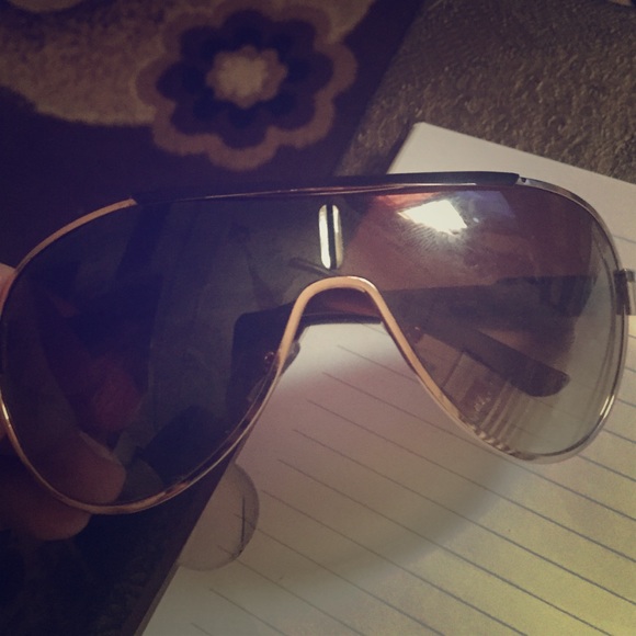 Sun glasses