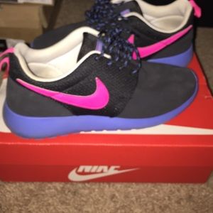 Nike rosheruns